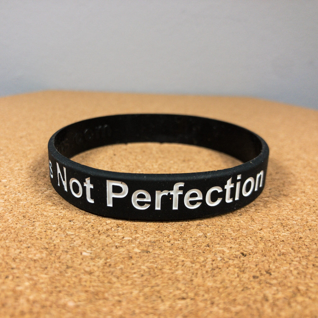 Silicone Wristband - Progress Reminder Band | Motivational Fitness Bracelet Dream Maker Pins